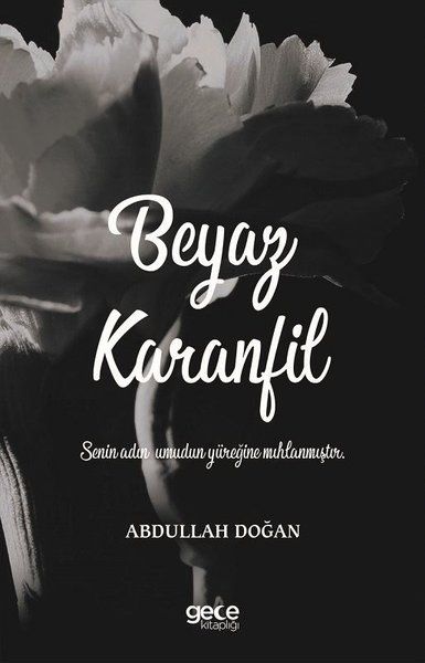 Beyaz Karanfil kitap kapağı